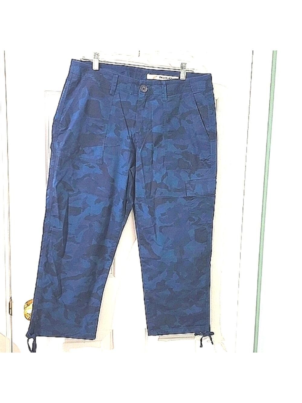 DKNY Jeans Women's Blue Camo Cargo Pants Size 12